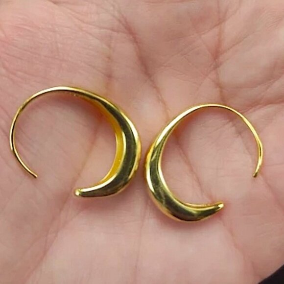 GOLD PLATED 18K HOOP MINIMALIST EARRINGS - Picture 4 of 6